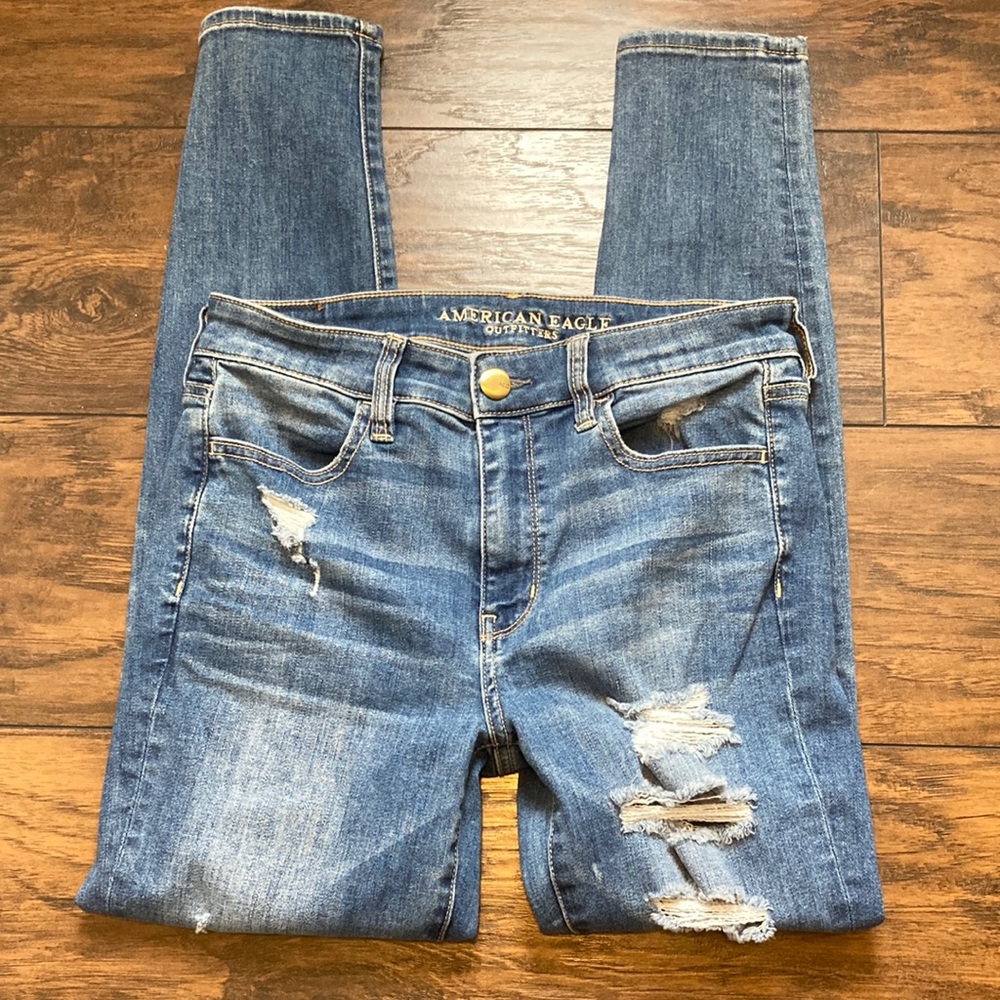 American Eagle Hi Rise Jegging Super Stretch Women’s Sz 8R Distressed